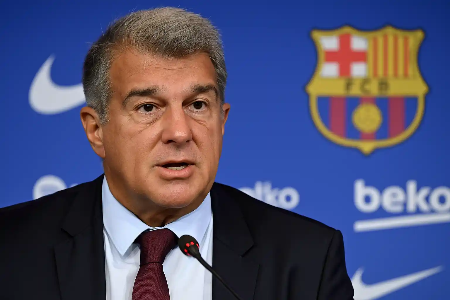 Presiden Barca Sesalkan Polemik Pesta Yamal