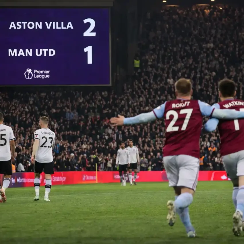 Aston Villa Menang Dramatis Lawan Manchester United